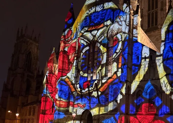 Apartment Staycation With Parking Included *